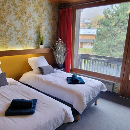 hotel la rua Albiez-Montrond Exterior foto